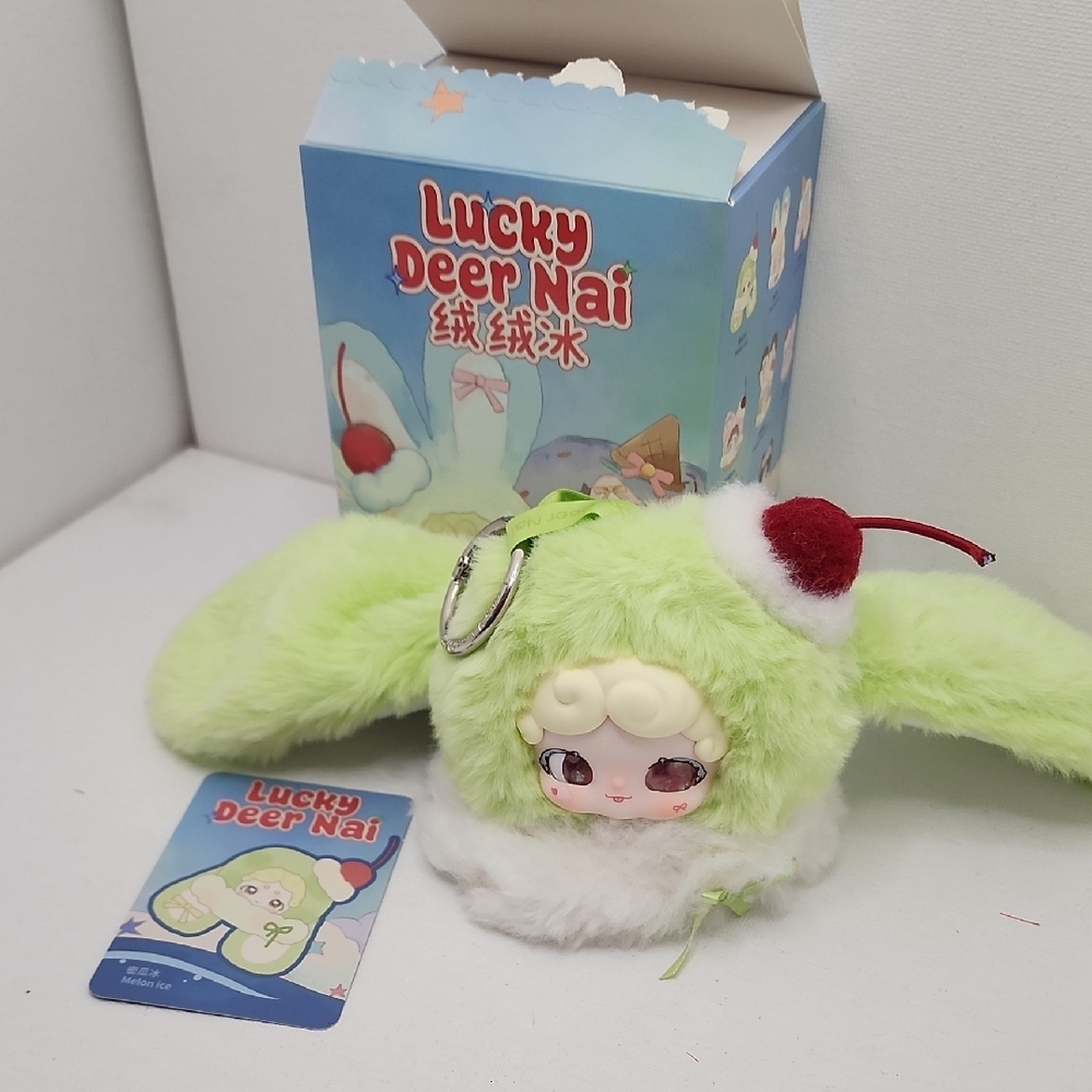(J5) Lucky Deer Nai Plush Toy with Green Ears Keychain Labubu